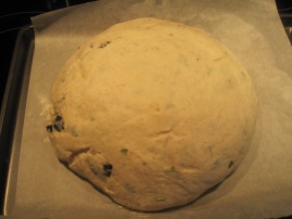right befor scoring - it is such a healthy dough :) smells like sea!